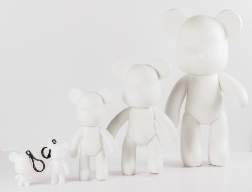 Blank Bears from sizes keychains, 18cm small, 23cm medium and 33cm large for DIY Bear Kits at Fifth Unicorn, creative fluid art workshops in Newport, North Brisbane and online DIY art kits posting Australia wide.